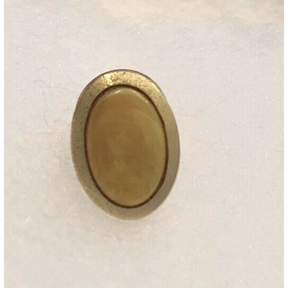 VTG Gold Tone Tie or Lapel Pin - Picture 1 of 3